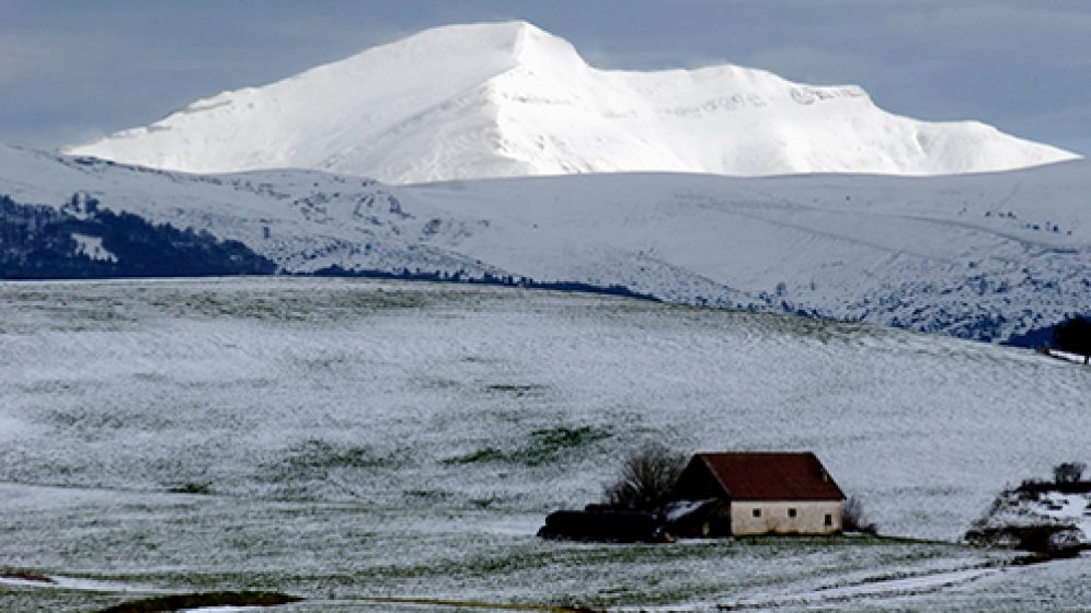 Monte Ori nevado, visto desde Abaurreagaina- Abaurrea Alta.